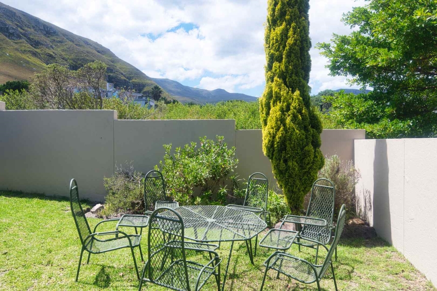 7 Bedroom Property for Sale in Hermanus Heights Western Cape
